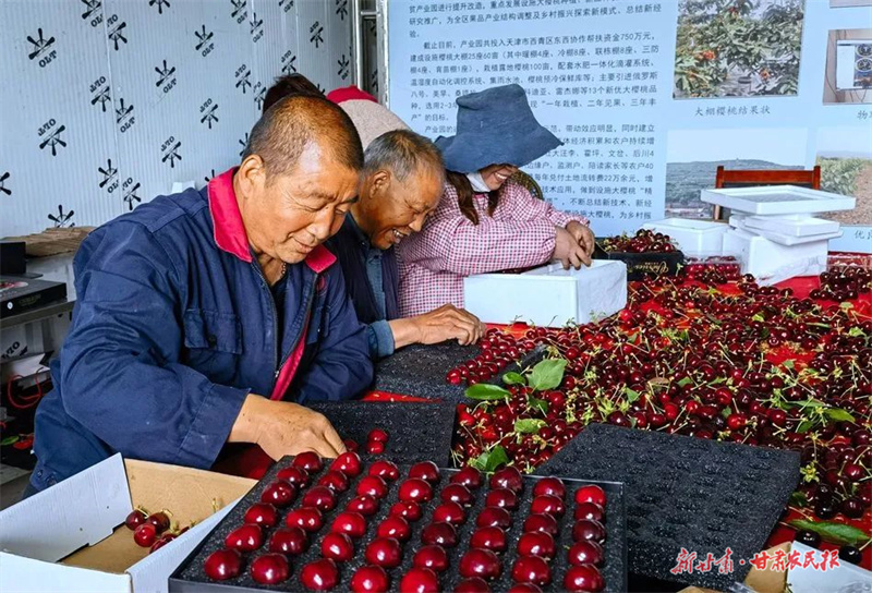 1685697470370050.jpg GetAttachment (1).jpg