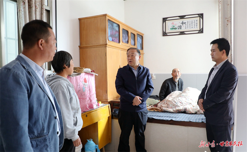 1686035306298432.jpg GetAttachment (1).jpg