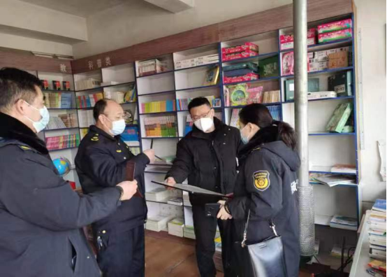 天水市文化市场综合行政执法队 开展校园周边文化市场环境整治及出版物市场专项检查40.png 天水市文化市场综合行政执法队 开展校园周边文化市场环境整治及出版物市场专项检查40.png