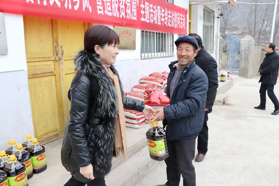 Canon EOS 77D F8.0 1_160s ISO32003.jpg