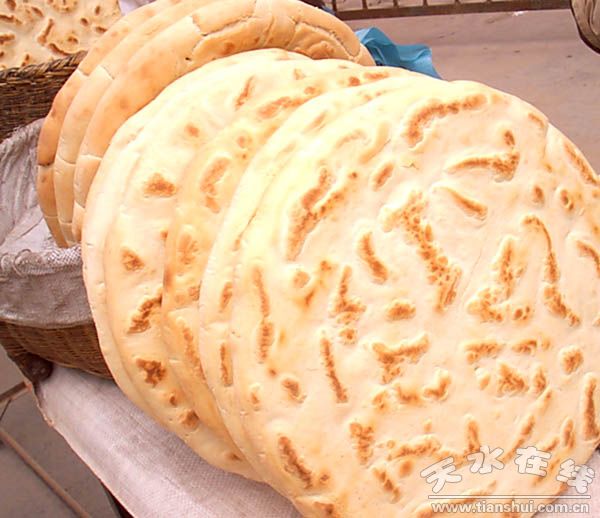 1563349256593709.jpg 张家川锅盔.jpg