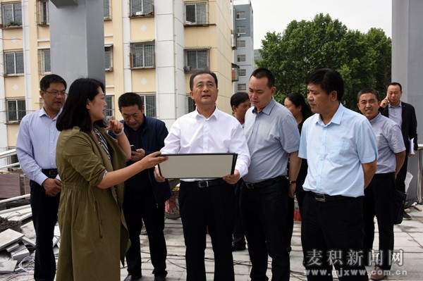 1529459607725128.jpg 2.jpg