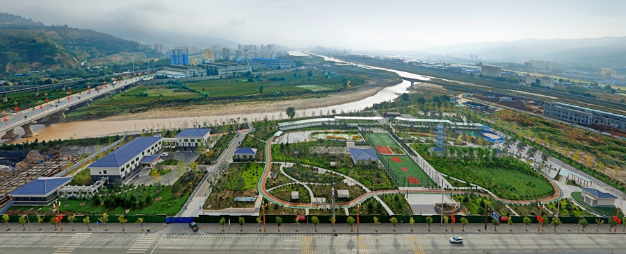 天水地下污水处理厂全景 2019.10.jpg