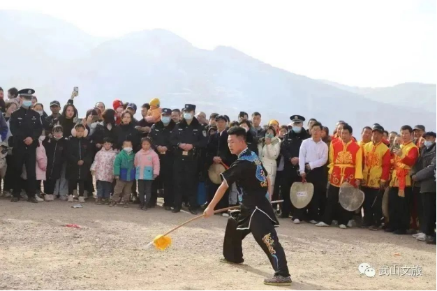 武山县举办三堡九湾武术展演672.png 武山县举办三堡九湾武术展演672.png