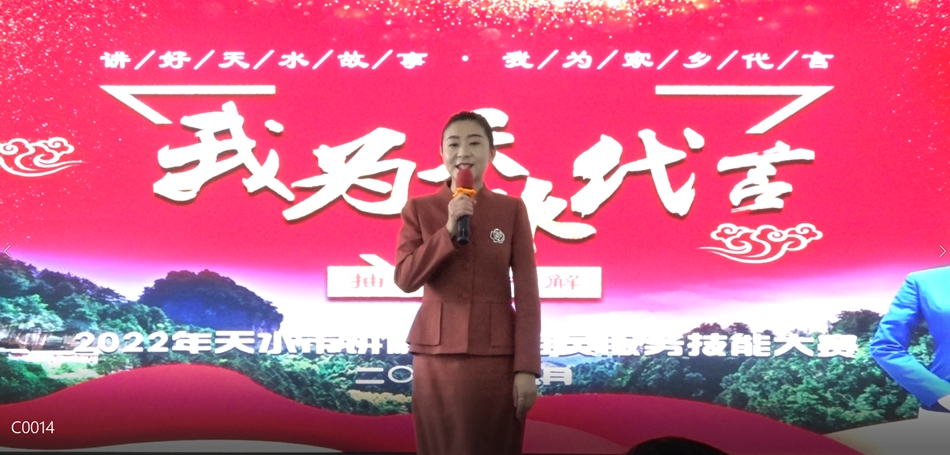 第三名:何婷.jpg 第三名:何婷.jpg