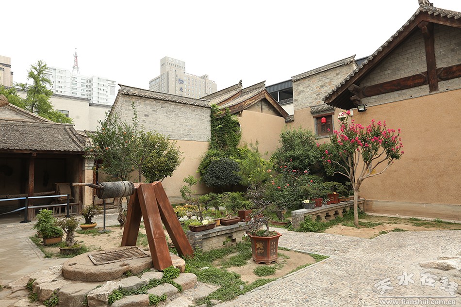 1503281432919158.jpg 1708201803e7fe36b504a04d03.jpg