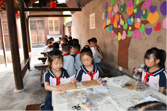 传承民俗文化 坚定文化自信——天水民俗博物馆组织开展研学掠影822.png