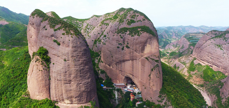 1528950899811579.jpg IMG448a5b4f79df4789369042.jpg