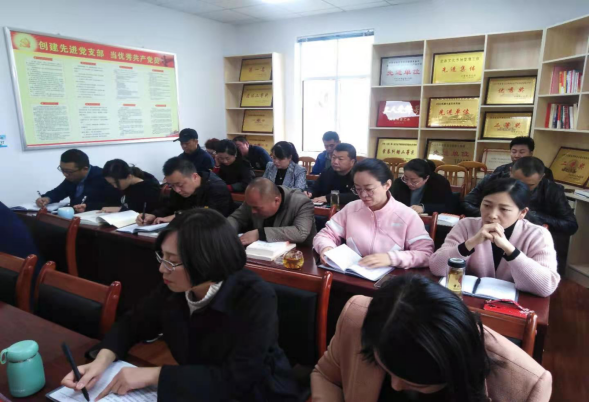 天水市执法队召开党史学习教育读书班动员会635.png 天水市执法队召开党史学习教育读书班动员会635.png