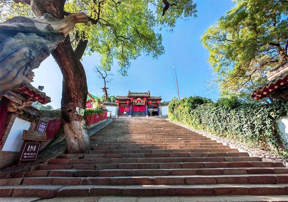 玉泉观新图片2.jpg 玉泉观新图片2.jpg