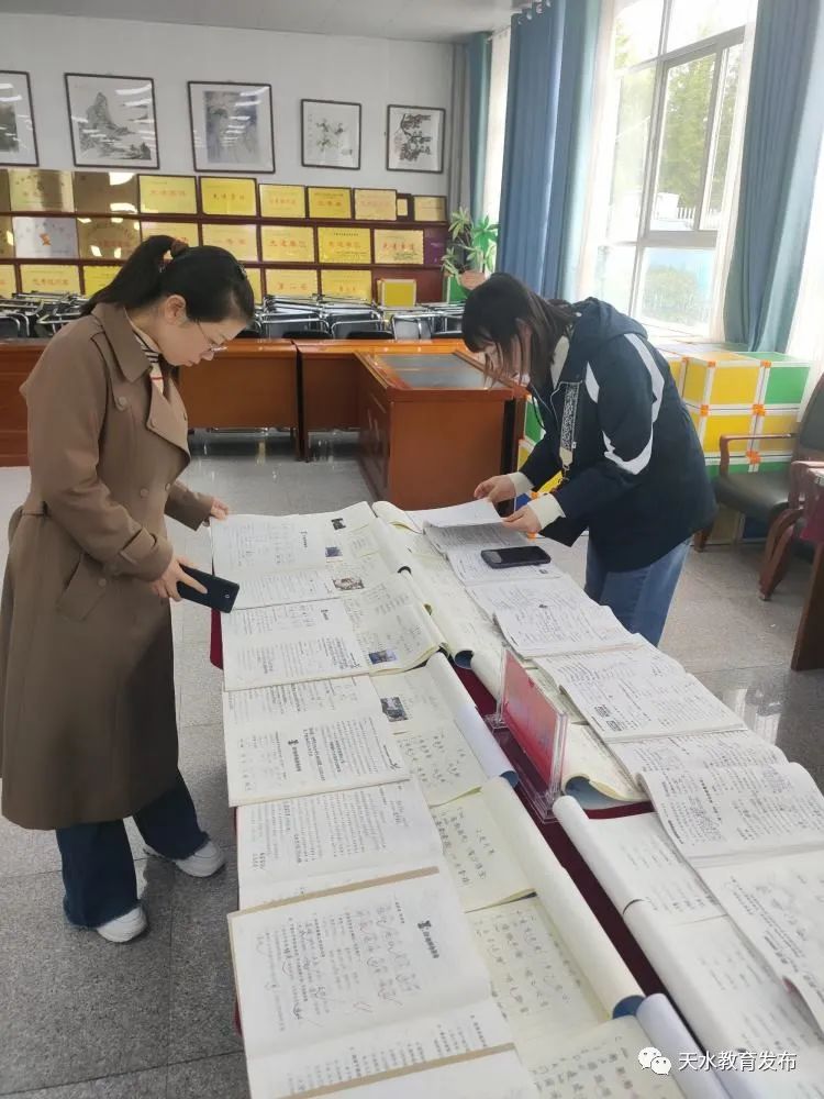 简篇-落实“双减”政策 优化作业管理——新华门小学玉成分校赴集团校本部参加精品作业展评纪实 图片