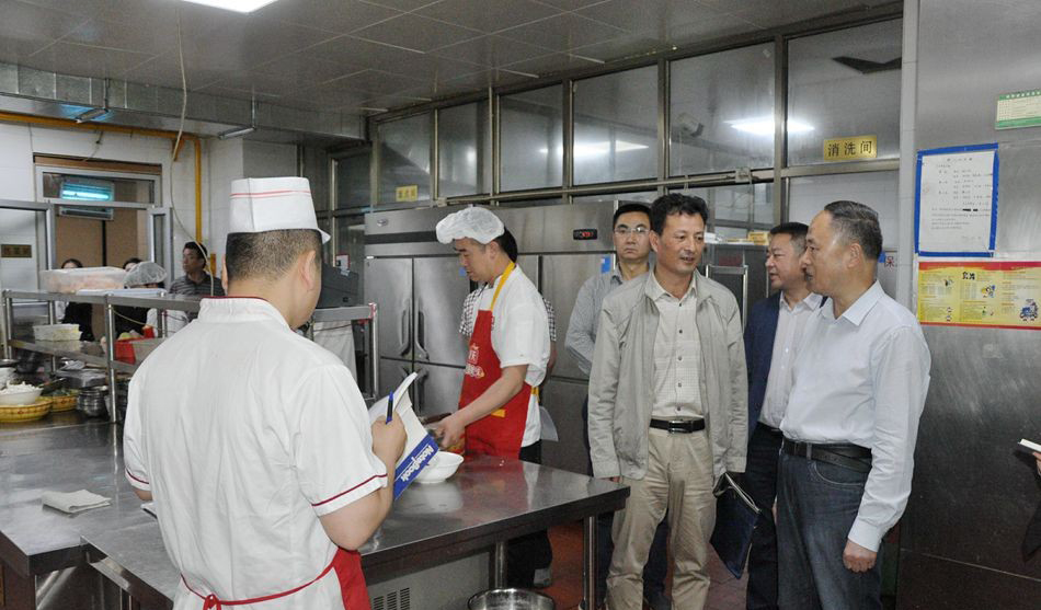 1526790891516811.jpg 2.jpg