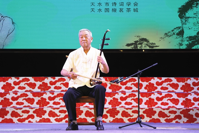 二胡独奏《良宵》 演奏:张宝义.jpg 二胡独奏《良宵》 演奏:张宝义.jpg