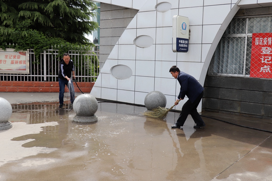 Canon EOS 77D Canon EF-S18-135mm f_3.5-5.6 IS USM13.jpg