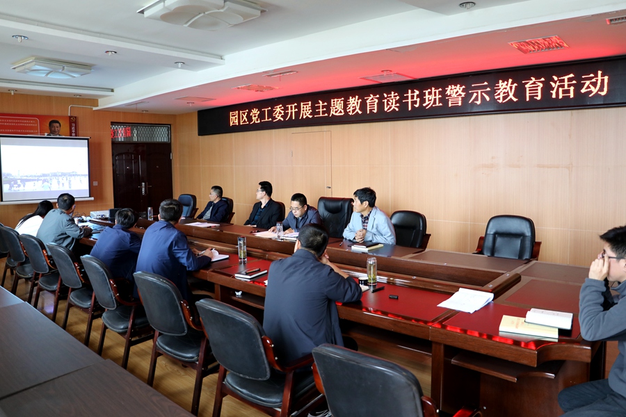 Canon EOS 5D Mark IV2.jpg