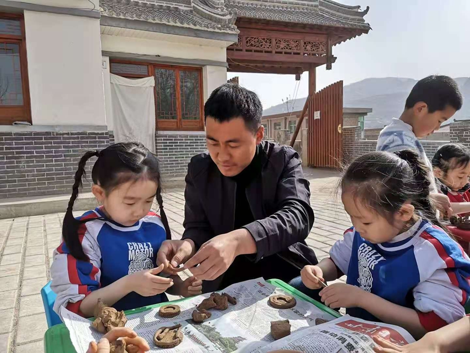 陶器制作技艺.jpg 陶器制作技艺.jpg