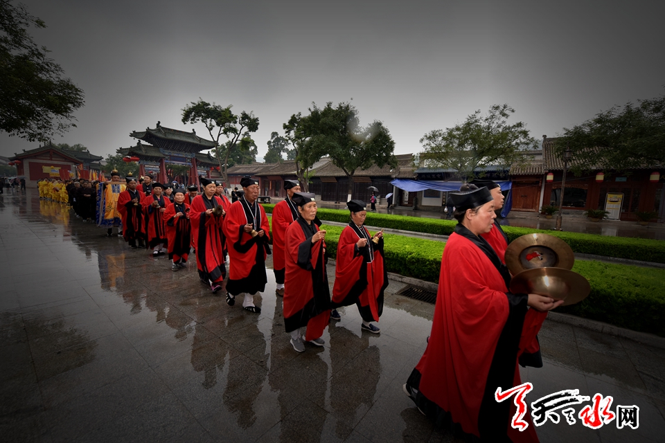 1505014514410135.jpg 14.jpg