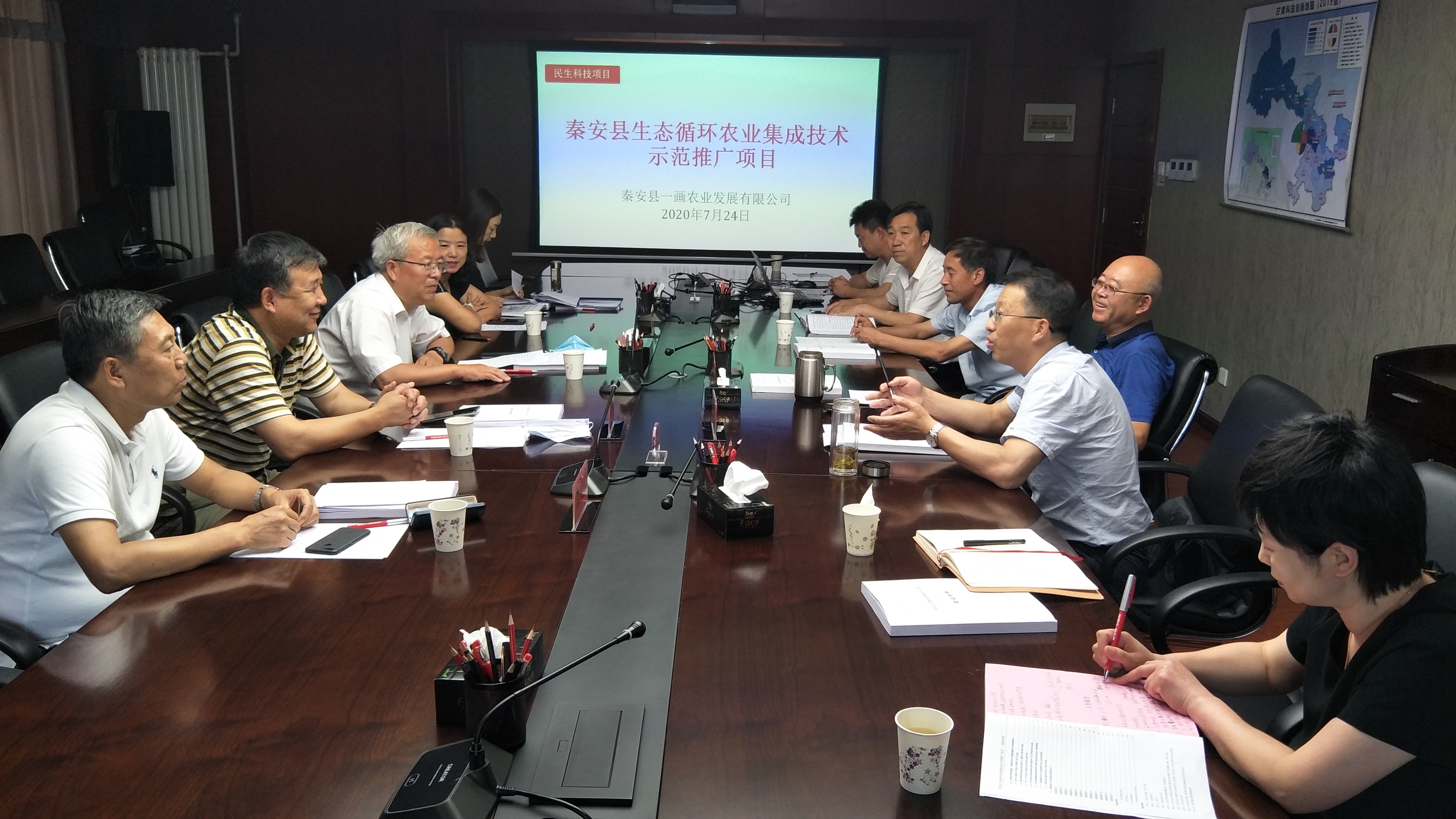 秦安一画民生项目验收.jpg 秦安一画民生项目验收.jpg