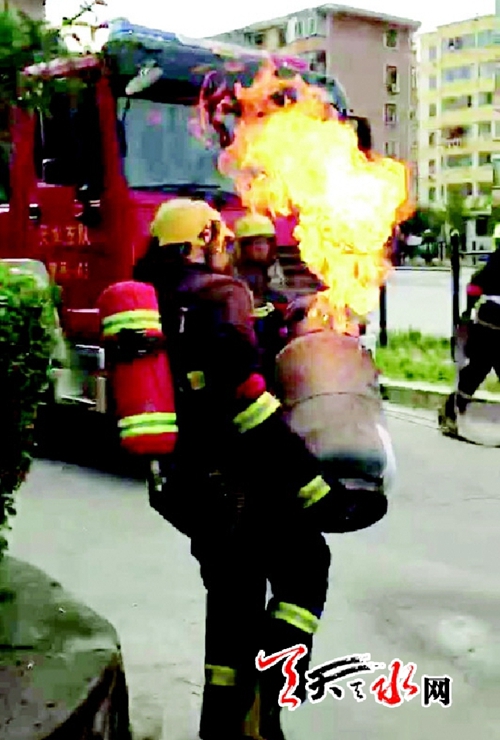 1505437239891188.jpg IMG448a5b5273e345539985648.jpg