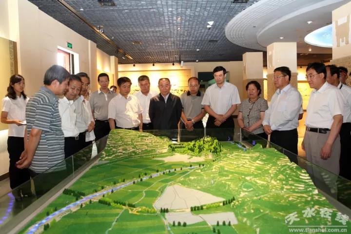 1512887919138002.jpg 4.jpg