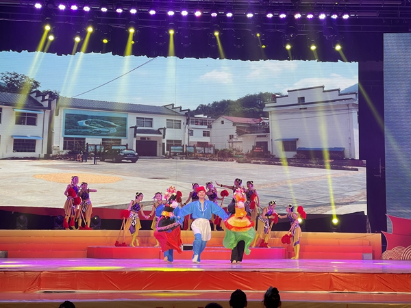 图片八.jpg 图片八.jpg