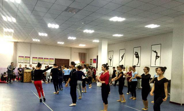 1526953019128880.jpg 1526895166249d708480d4a.jpg