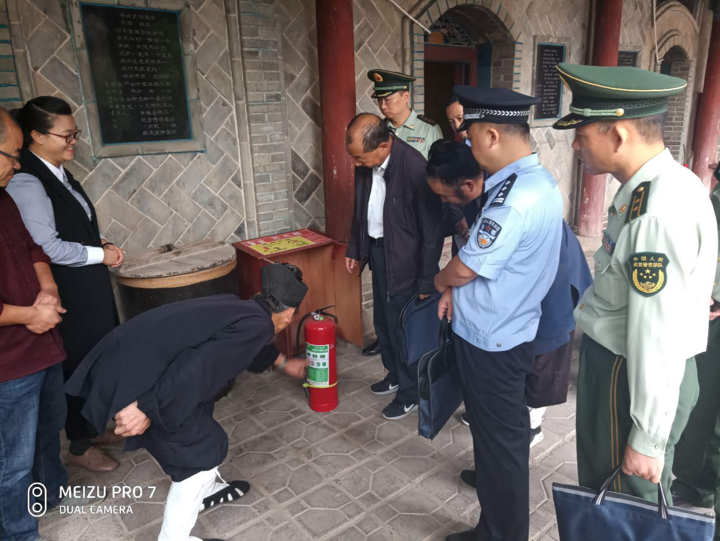 1537175192130941.png 图片9.png