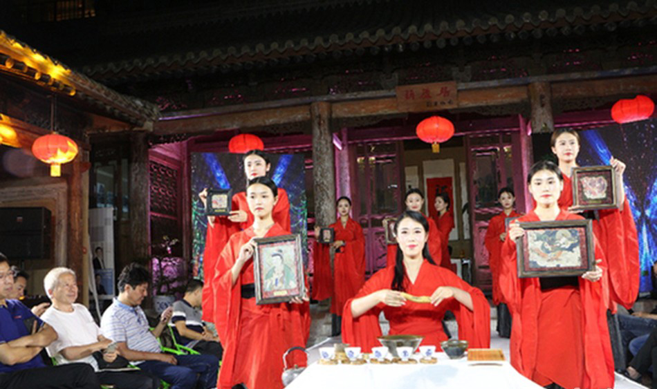 1530240614314175.jpg 180628181552192d3822d91edc.jpg