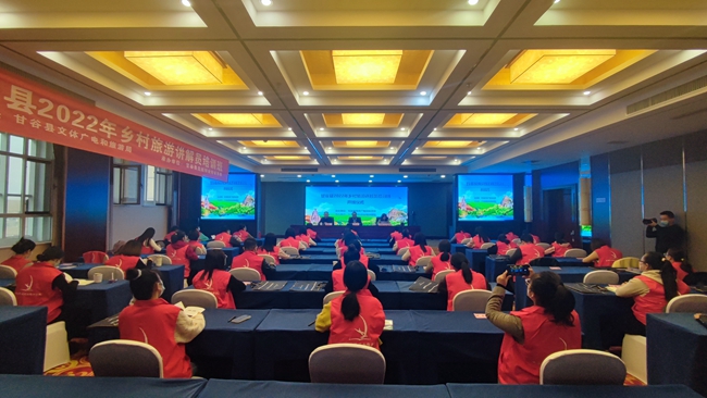 开班仪式2.jpg 开班仪式2.jpg