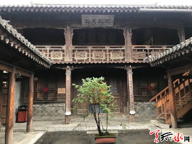 1522645289133097.jpg IMGb083fe7c568147262846820.jpg