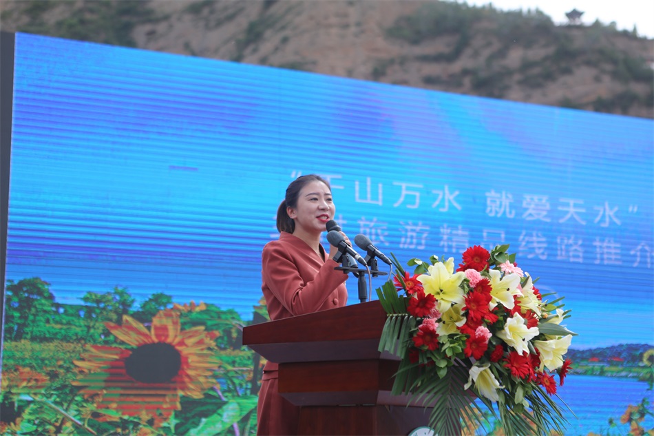 7何婷推介.jpg 7何婷推介.jpg