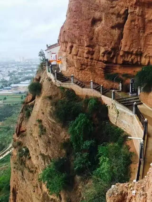 1561258339144543.jpg 甘谷马务寺石窟.jpg