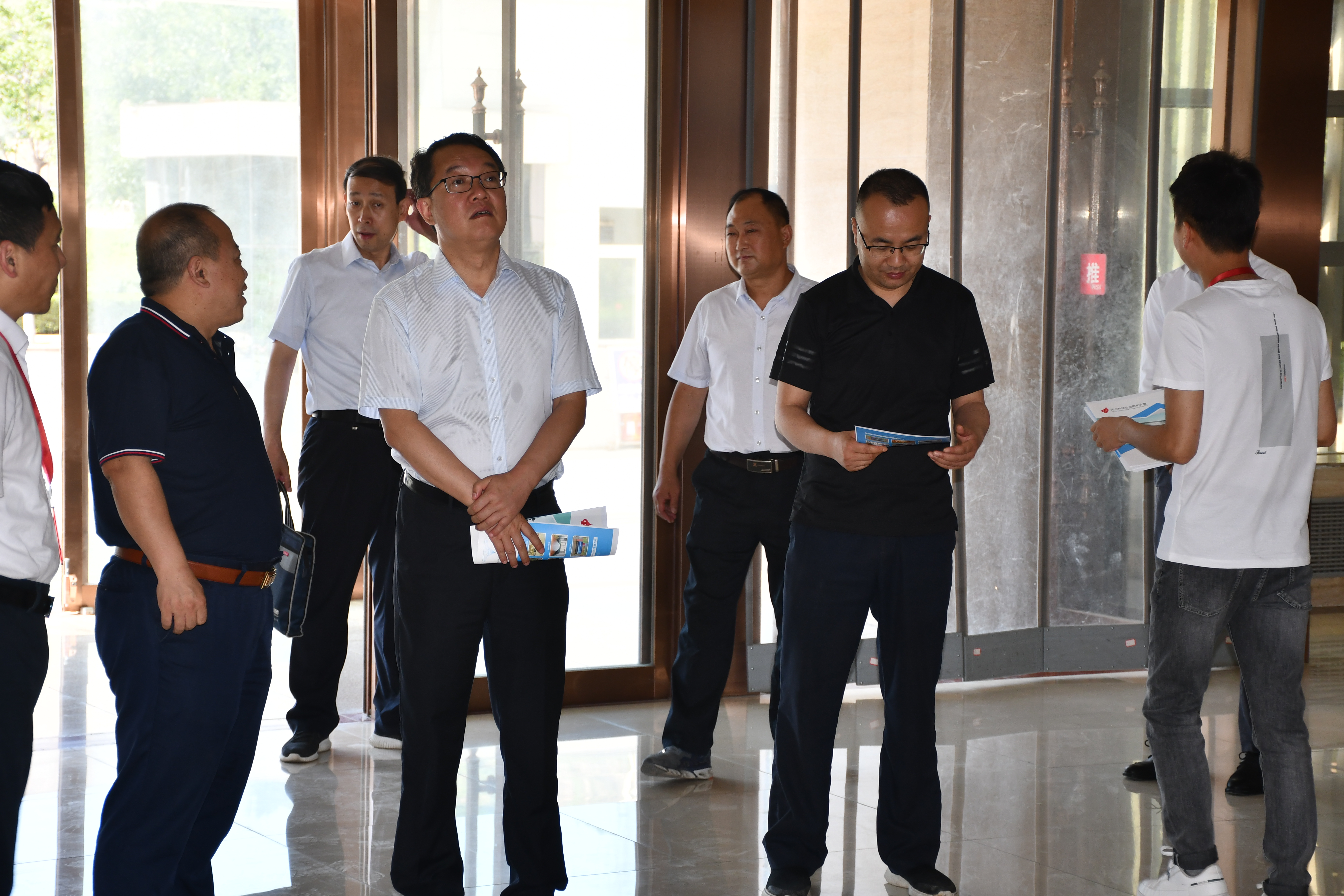 image001.jpg image001.jpg