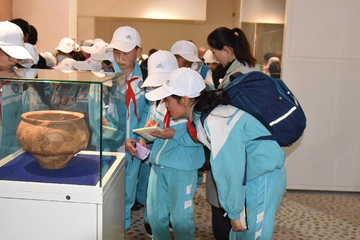 图片4.jpg 图片4.jpg