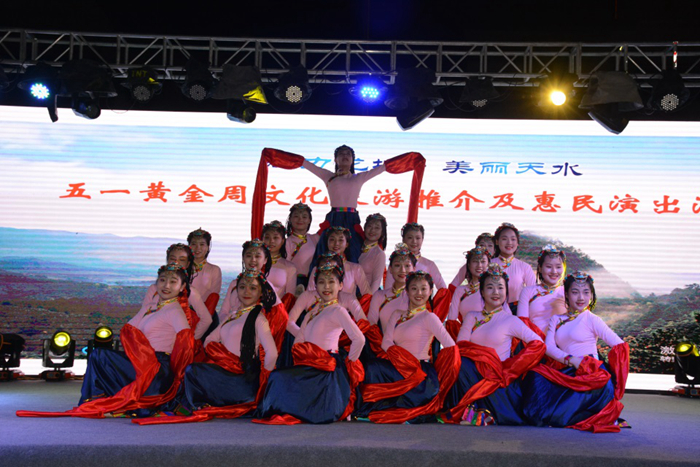 惠民演出.jpg 惠民演出.jpg