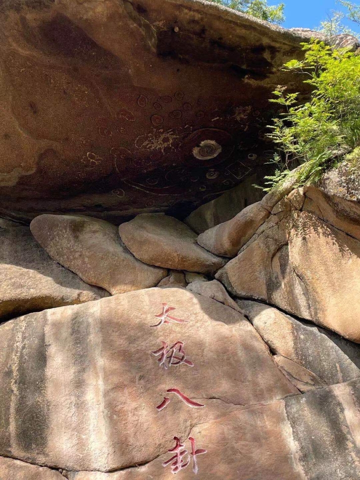 佛爷崖石窟2.jpg 佛爷崖石窟2.jpg