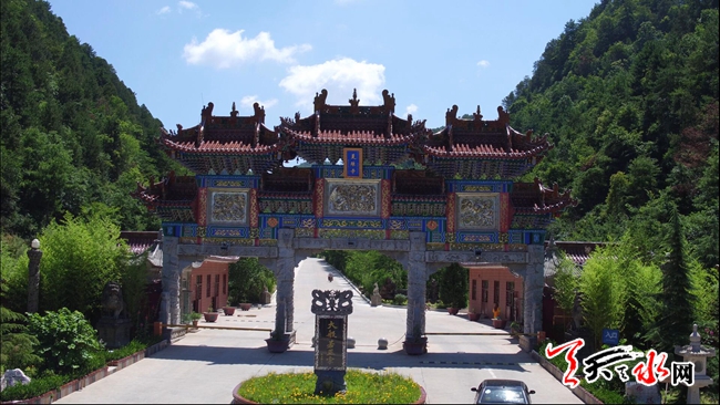 1516427469104554.jpg IMGb083fe7c568146633053918.jpg