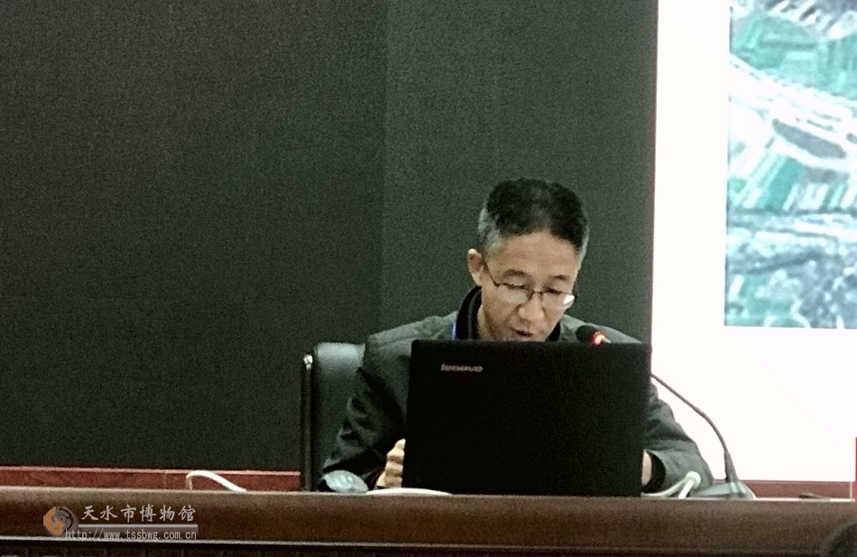 1510124589110049.jpg 泾川县吴焕先烈士纪念馆刘华作交流发言.jpg