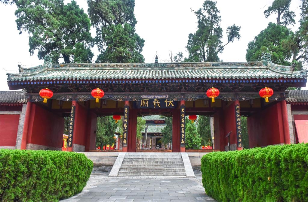 2伏羲庙仪门.jpg 2伏羲庙仪门.jpg