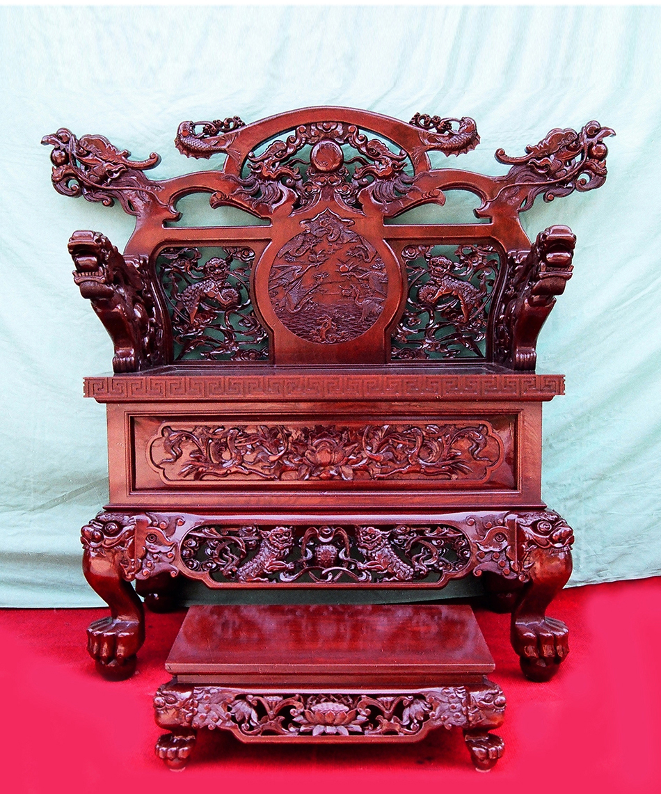 1512698006133807.jpg 7、2013年陕西楼观台收藏的雕龙法座(王子荣13893807331).jpg