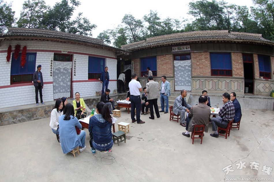 1506310872437461.jpg 2.jpg