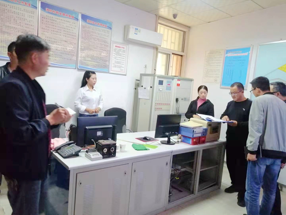 照片2.jpg 照片2.jpg