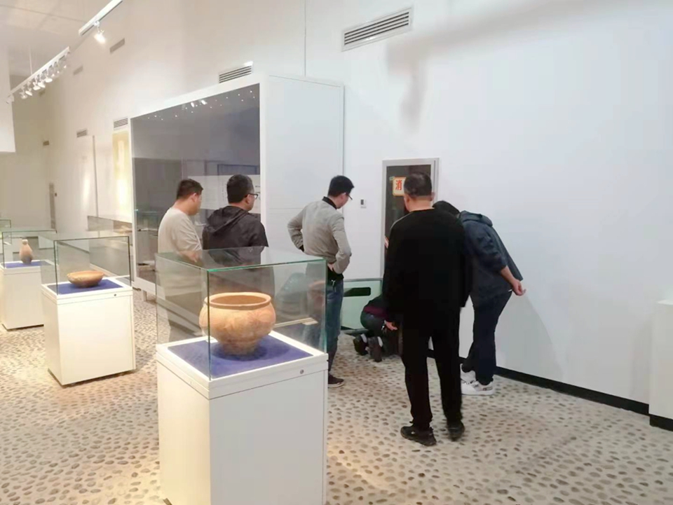 照片3.jpg 照片3.jpg