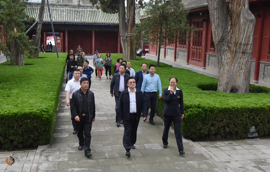 1505972759680504.jpg 2.jpg