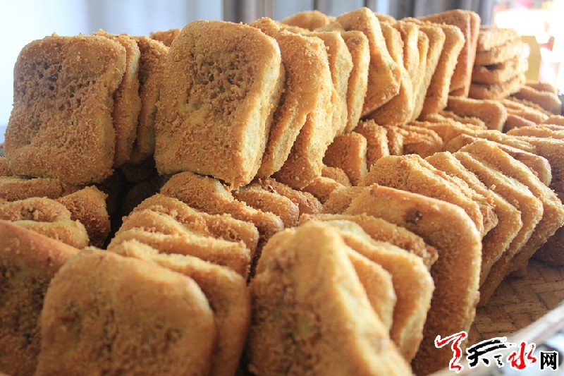 1521789386693543.jpg IMGb083fe7c568147177159436.jpg