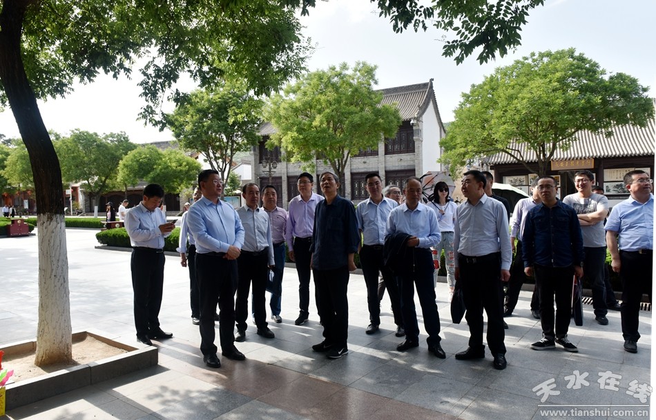 1558508687620862.jpg 1905221002e5db77a418821b19.jpg