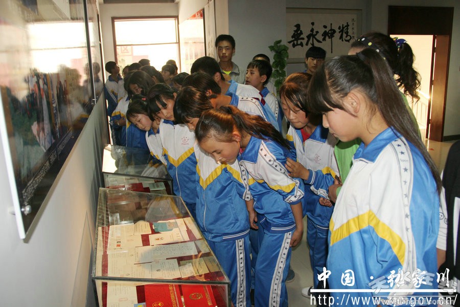 1513908894751765.jpg 4.jpg