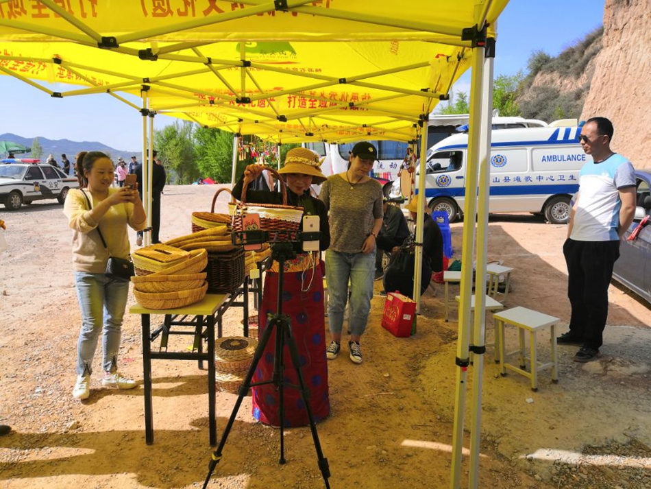 1588841761983835.jpg 86C646941893247D33BF0094D26A6DE6.jpg