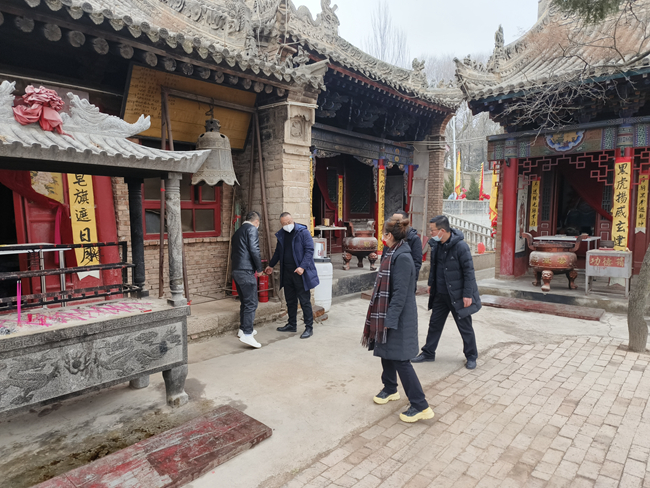 检查消防设施.jpg 检查消防设施.jpg