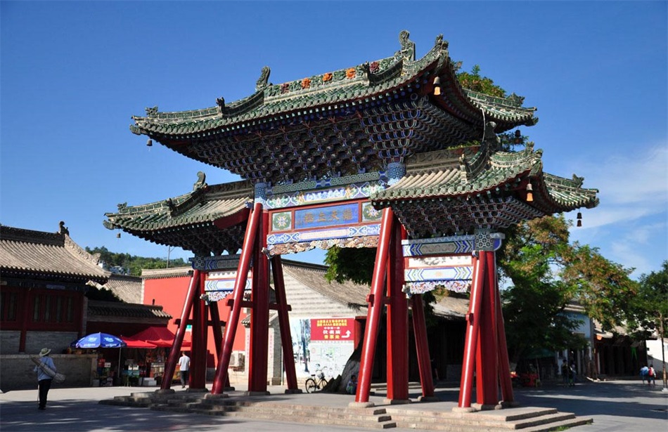 东牌坊.jpg 东牌坊.jpg